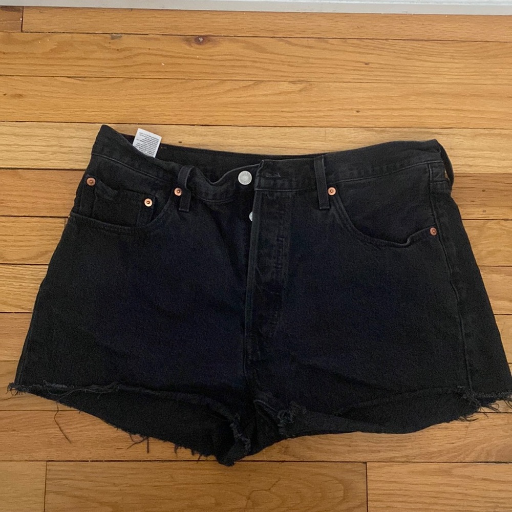 Levis 501 Size 31 black daisy dukes